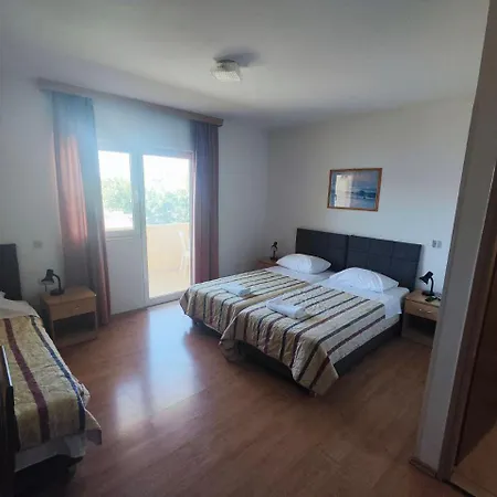 Tonino Apartments Pag Town Exterior photo